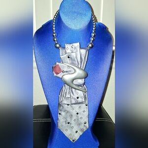 👔 IT'S A SALE!! DEBONAIR TIE NECKLACE 👔